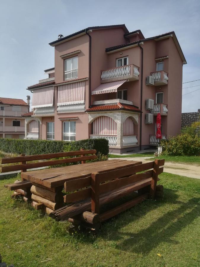 Apartmani Danijela Tomicic Lopar Εξωτερικό φωτογραφία
